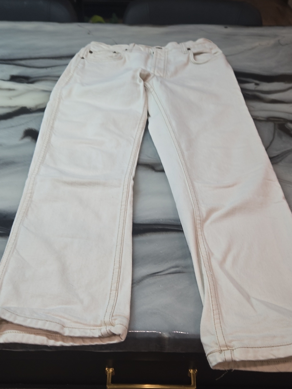 Bsides  Jeans